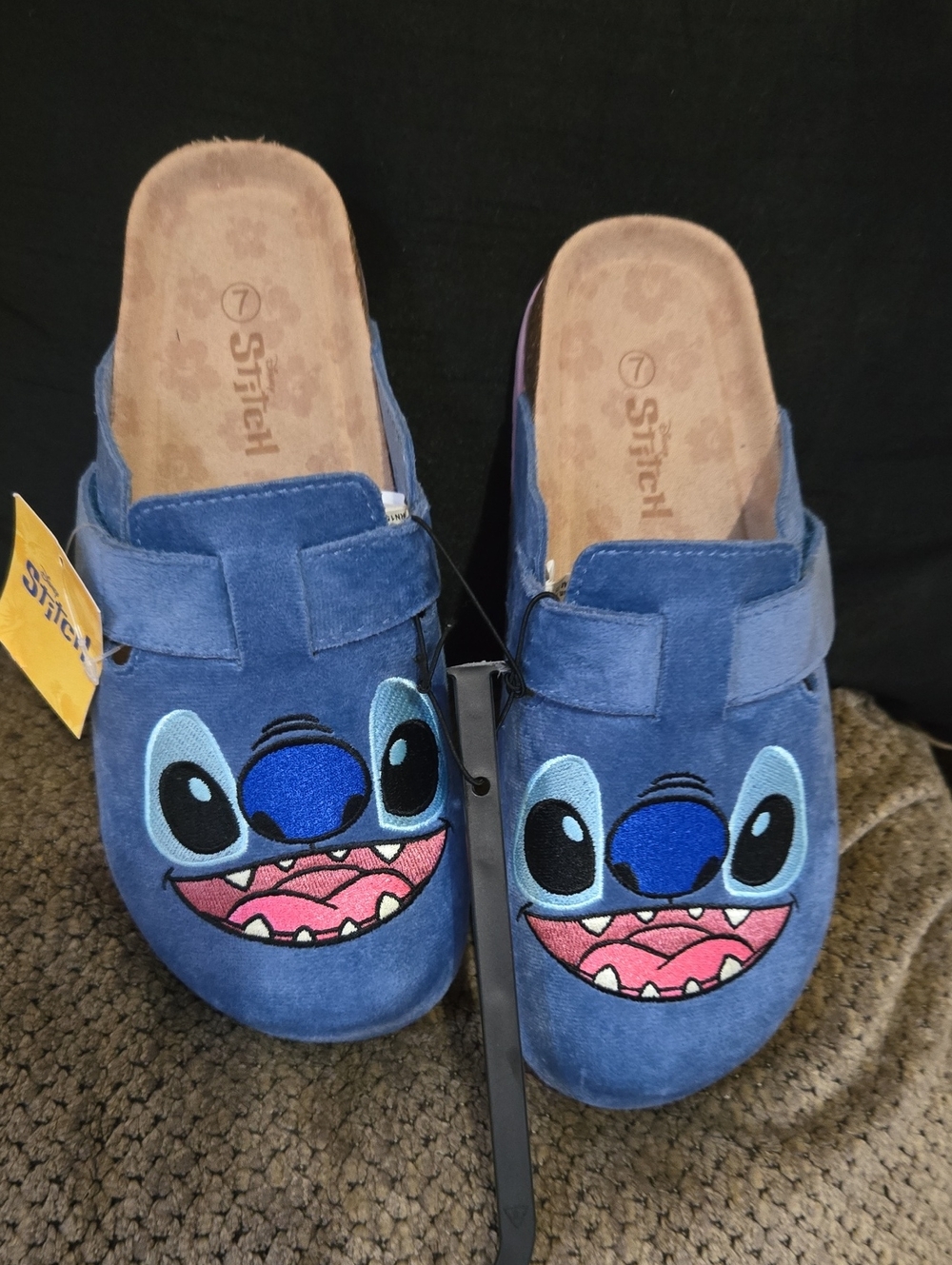 Stitch Blue Character Slip-On Nwt Women  Clogs Sz 7 clogs